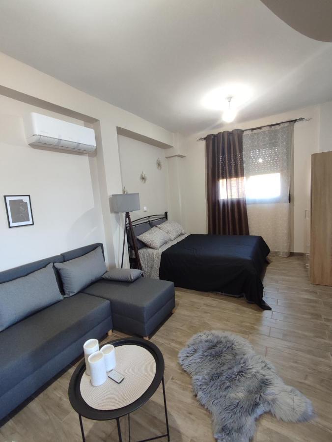 Aithra Studio Tripoli Buitenkant foto